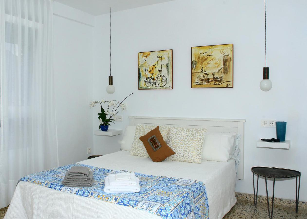 Apartamento R Y C アビレス エクステリア 写真