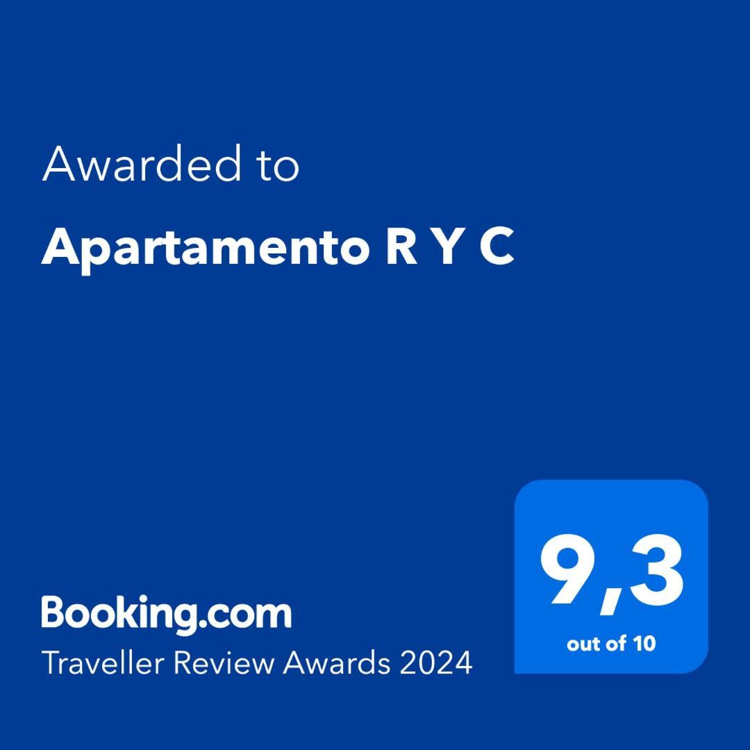Apartamento R Y C アビレス エクステリア 写真