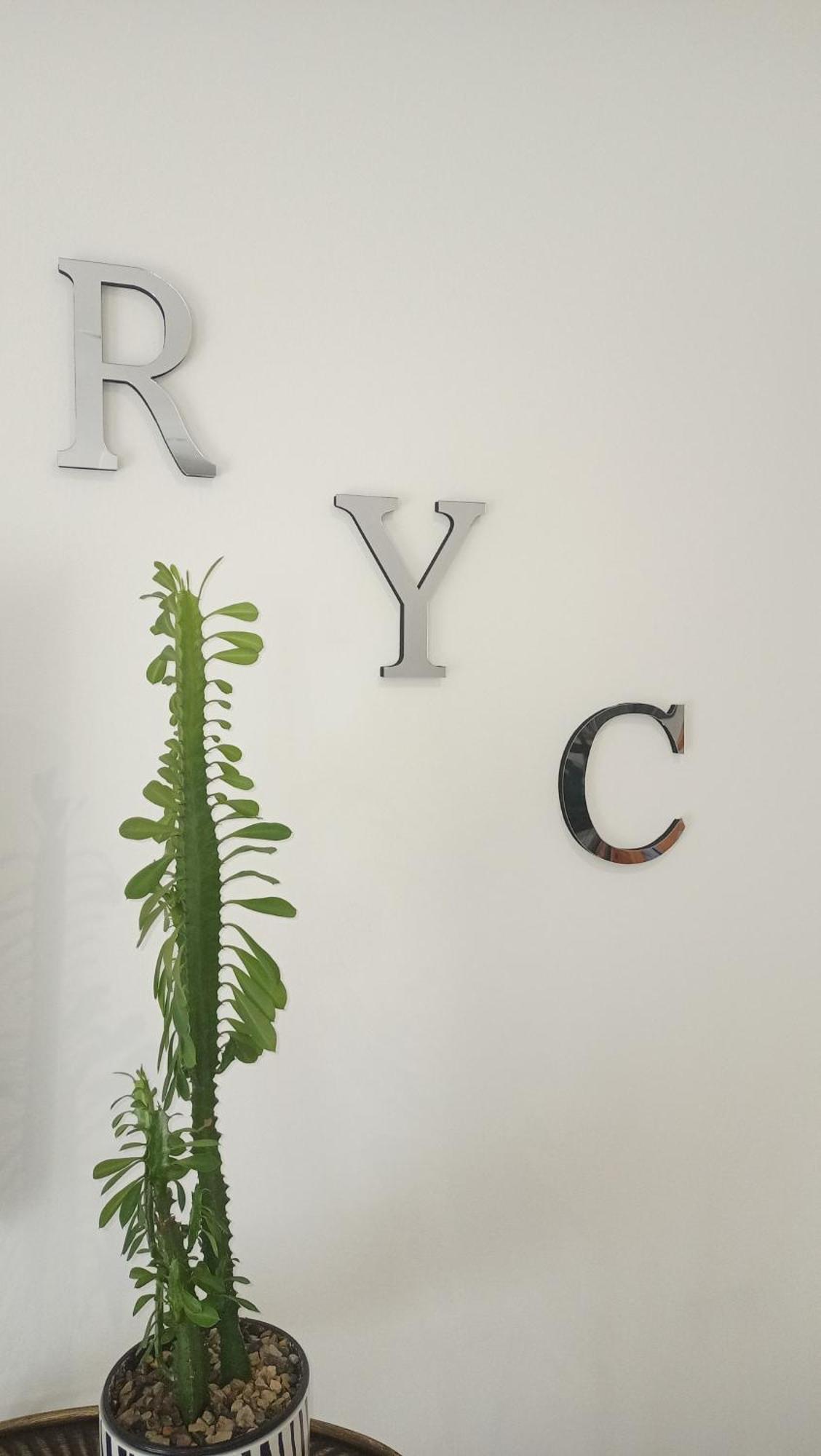 Apartamento R Y C アビレス エクステリア 写真